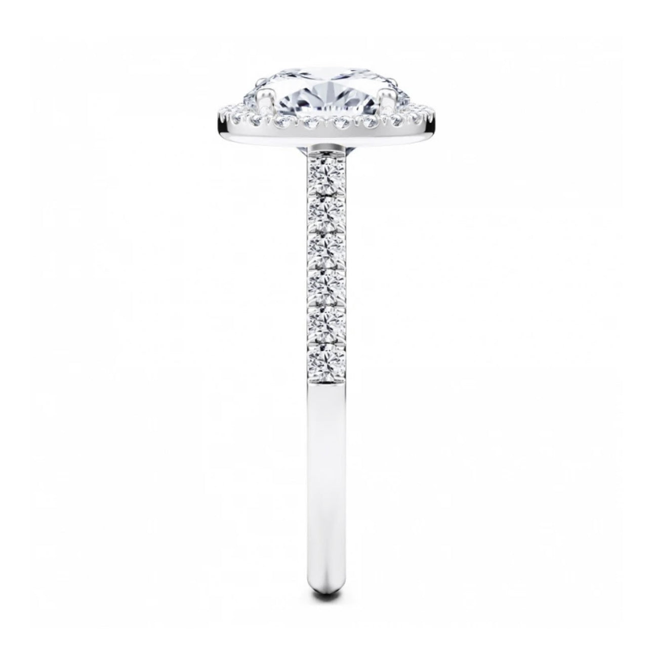 Round brilliant with single halo ring